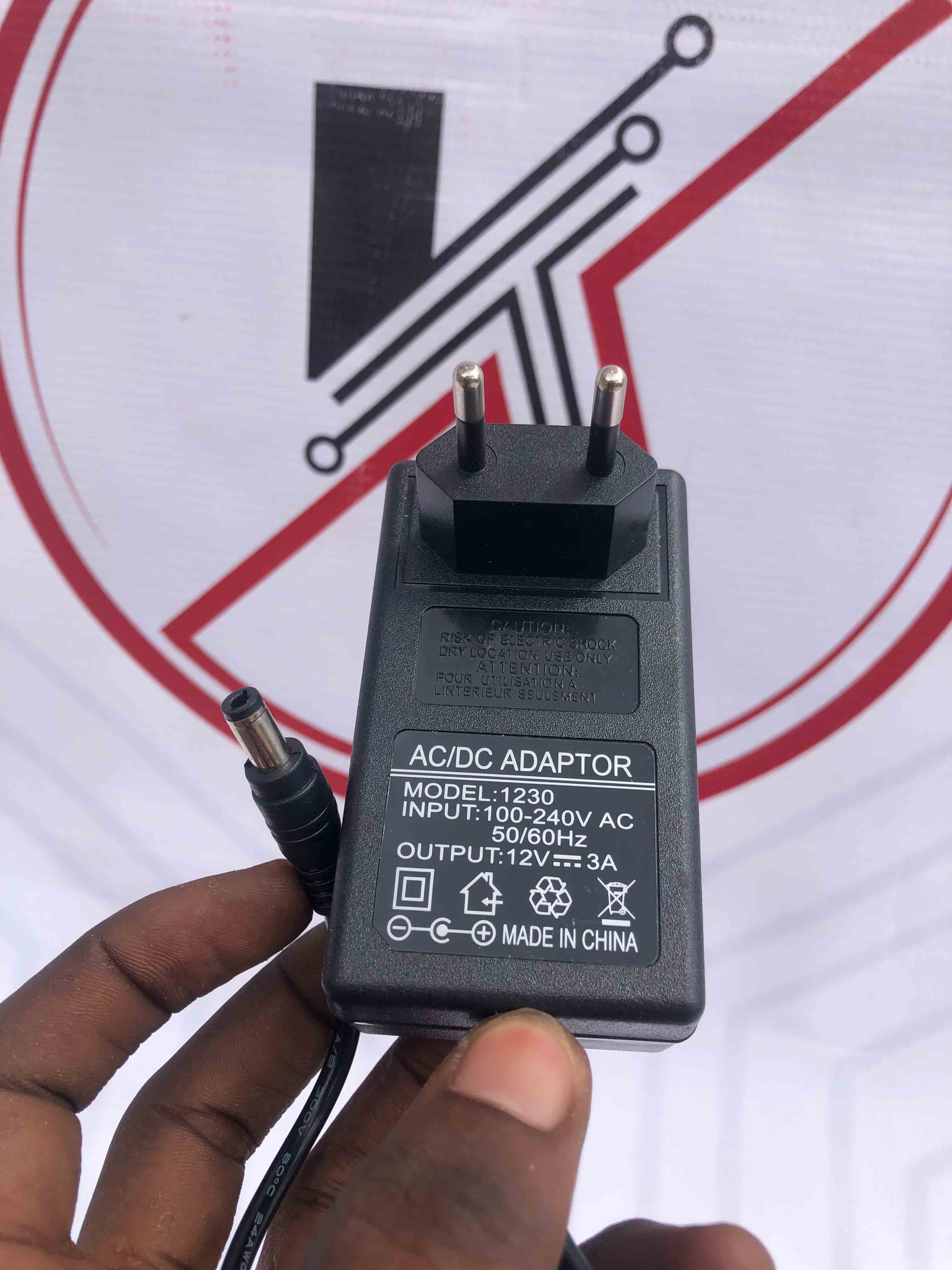 12v Adapter 1A,2A,3A
