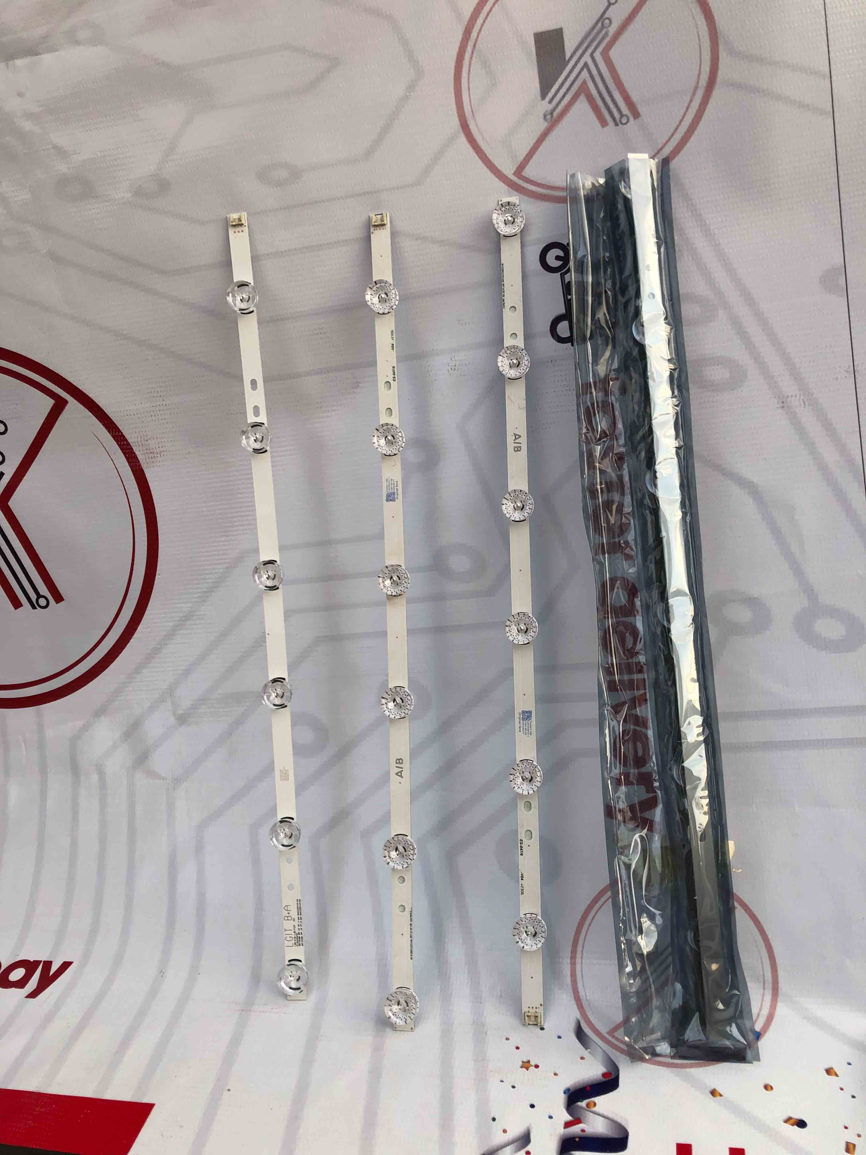 FLAT LED LIGHT 32PUSE