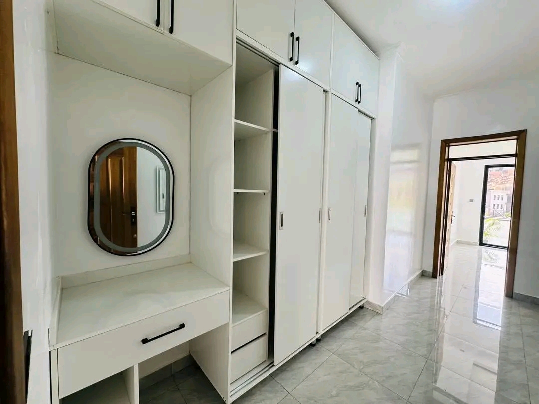 Nice brand new Un furnished house for rent in kibagababaga